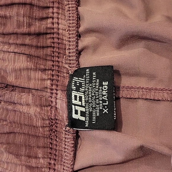 RB3 Men's Athletic Shorts in Maroon Camouflage - Picture 2 of 6